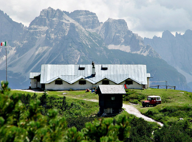 Affidamento del Rifugio Ciareido in loc. Pian dei Buoi Lozzo di Cadore